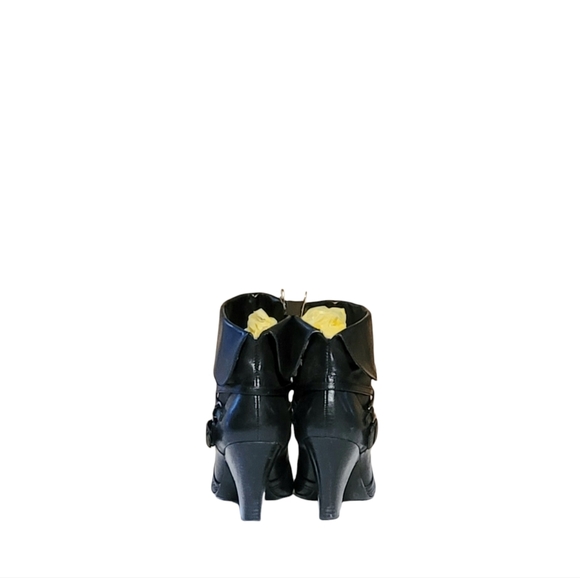 Women Vintage Leather Black Buckle Strap Ankle Boots By Coach and Four Size 10M/ - Picture 4 of 9